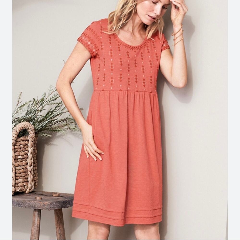 Garnet Hill Organic Cotton Coral Embroidered Knit Dress Size 4 Scoop Neck Spring